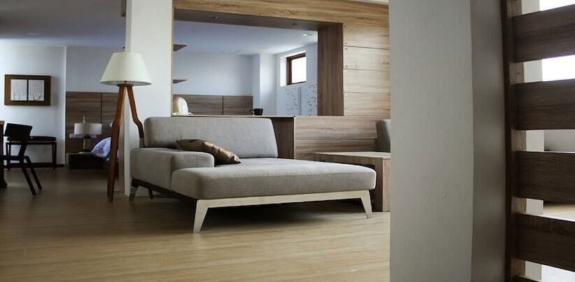 پانسیون Aquzz Hotel & Spa