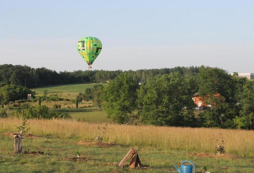膳宿费 Au Mas De Janita