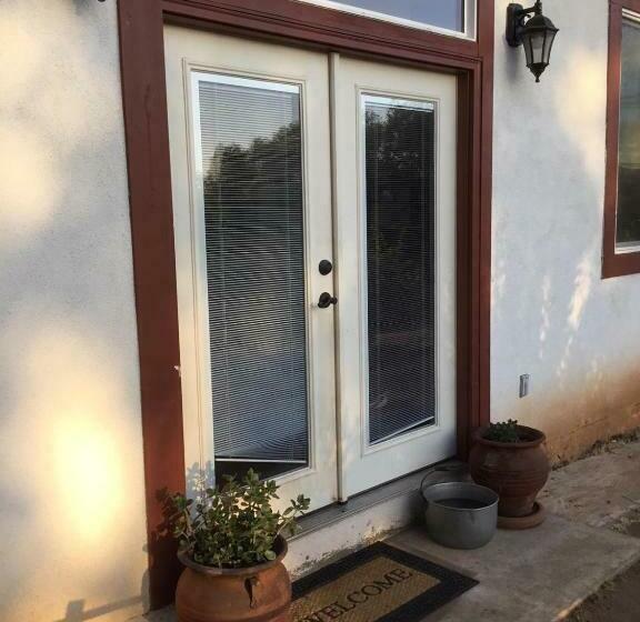 פנסיון Beautiful New Detached Casita Nestled In Scenic Southern Ca Foothills!