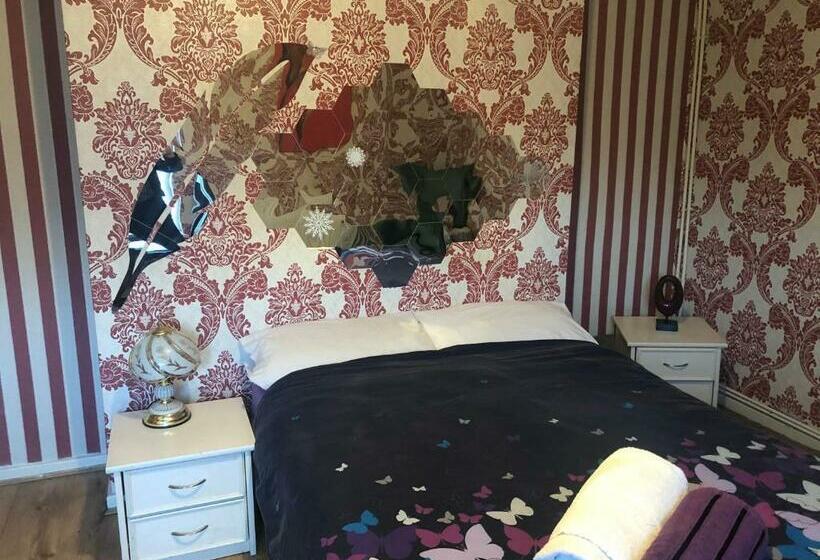 بنسيون Bright Apartments