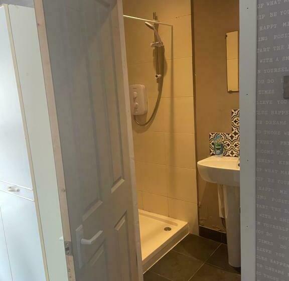 ペンション Bright Apartments