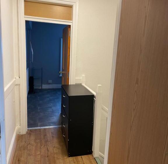 ペンション Bright Apartments