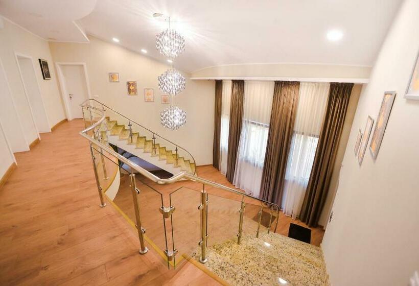 Пансион Casa Miralago Boutique Adults Only
