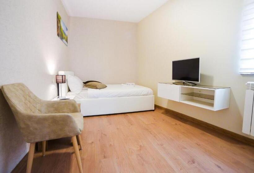 Пансион Casa Miralago Boutique Adults Only