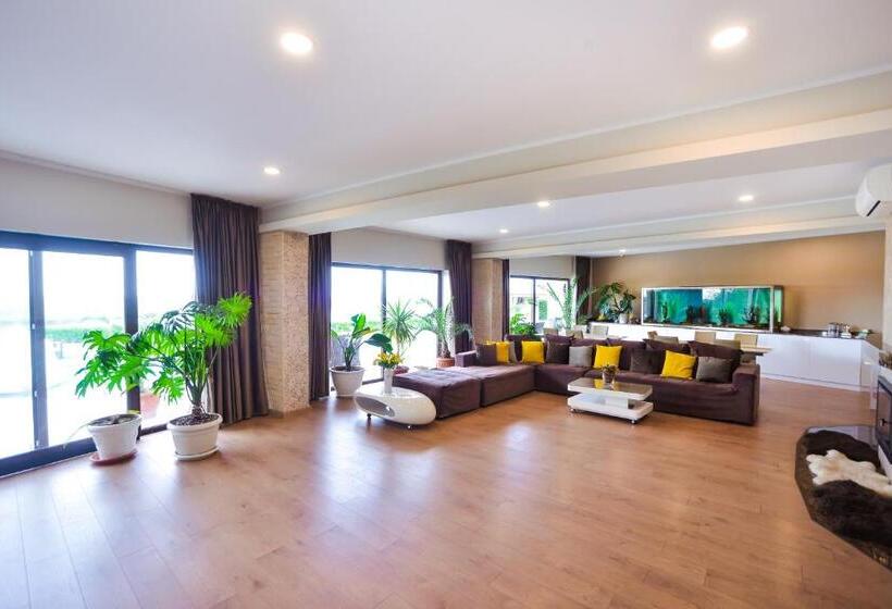 Пансион Casa Miralago Boutique Adults Only