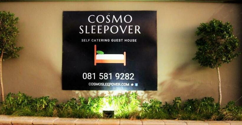 膳宿费 Cosmo Sleepover