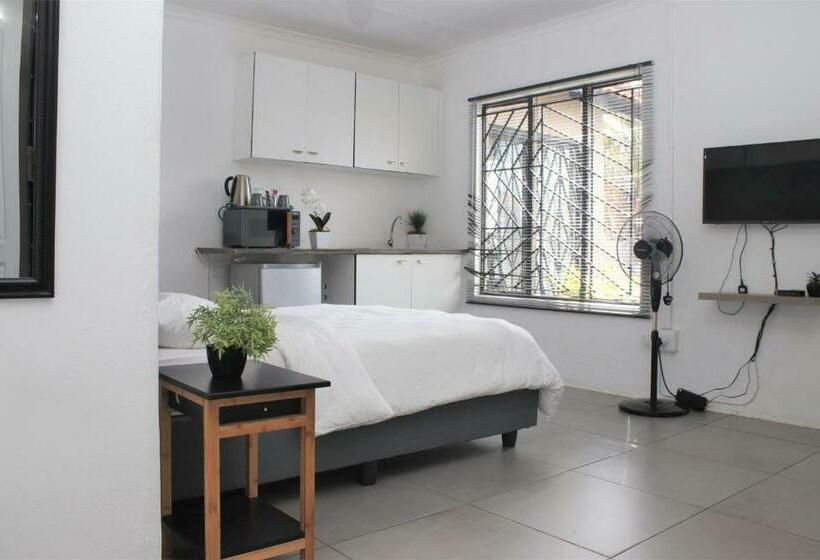 膳宿费 Cosmo Sleepover