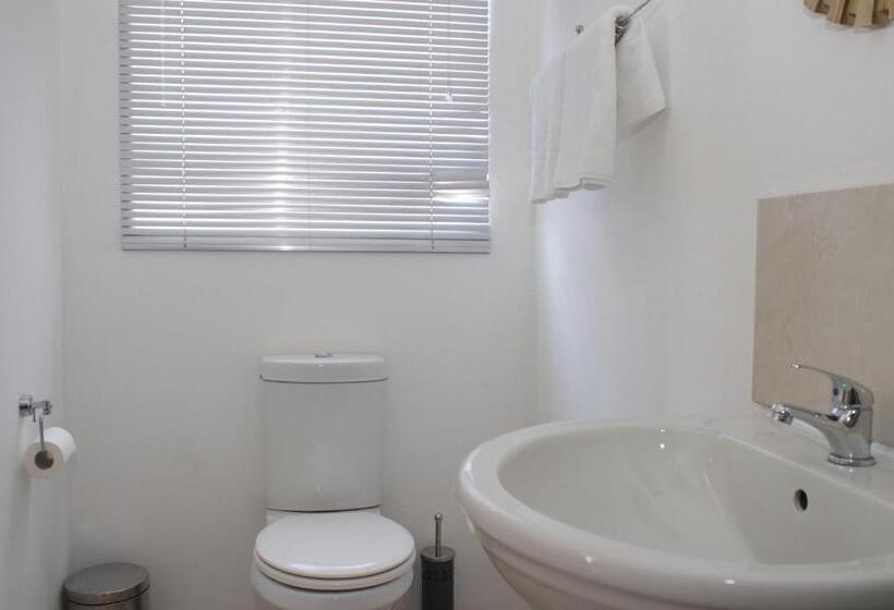 膳宿费 Cosmo Sleepover