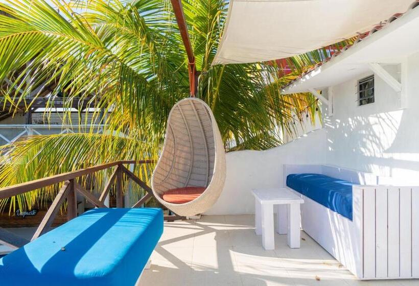 פנסיון Despacito Loft & Lounge