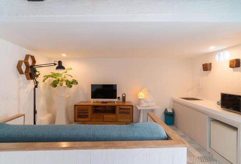 פנסיון Despacito Loft & Lounge