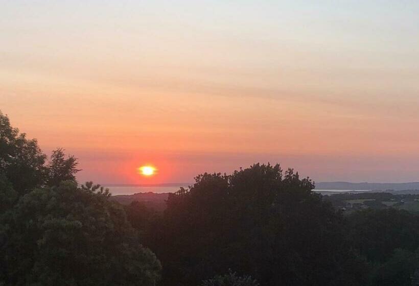 ペンション Gite D Hôte Romantique Et Artistique Au Coeur De Locronan