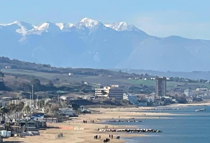 펜션 I Tre Marchi Rooms / Camera Mare