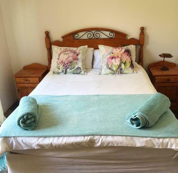 ペンション Kameeldoring Guest House