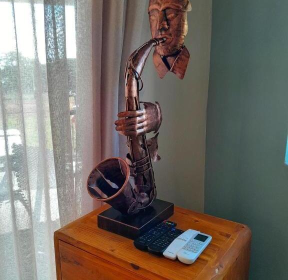 بنسيون Kameeldrift Waterfront Estate & Resort