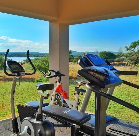 بنسيون Kameeldrift Waterfront Estate & Resort