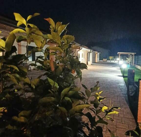 膳宿费 La Corte Di Emma E Ale