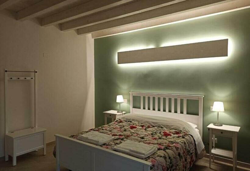 膳宿费 La Corte Di Emma E Ale