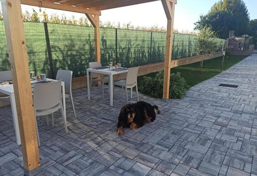 膳宿费 La Corte Di Emma E Ale