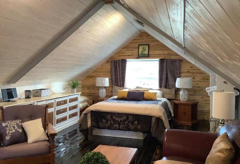 膳宿费 Le Vieux Poulailler édifice Patrimonial New Richmond Gaspesie