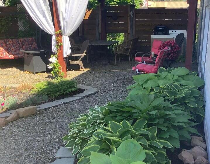 膳宿费 Le Vieux Poulailler édifice Patrimonial New Richmond Gaspesie