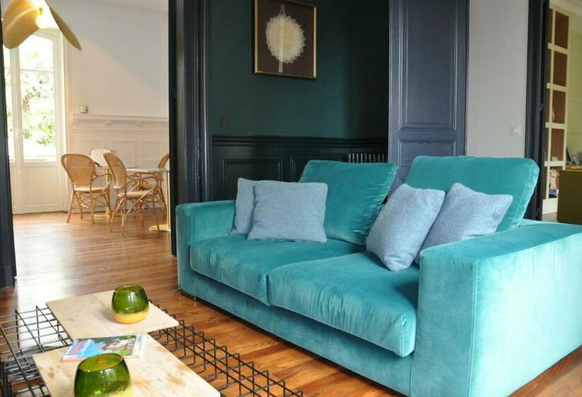 پانسیون Les Villas De La Ville D Hiver Palissy