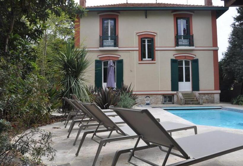 پانسیون Les Villas De La Ville D Hiver Palissy