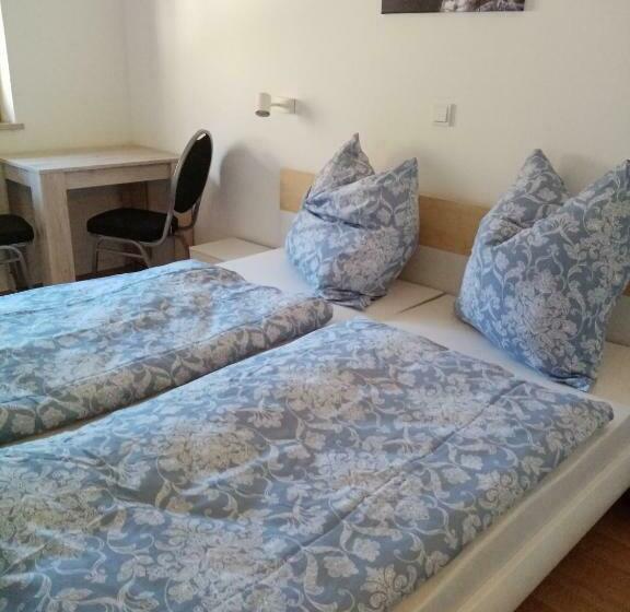 פנסיון Manthaler