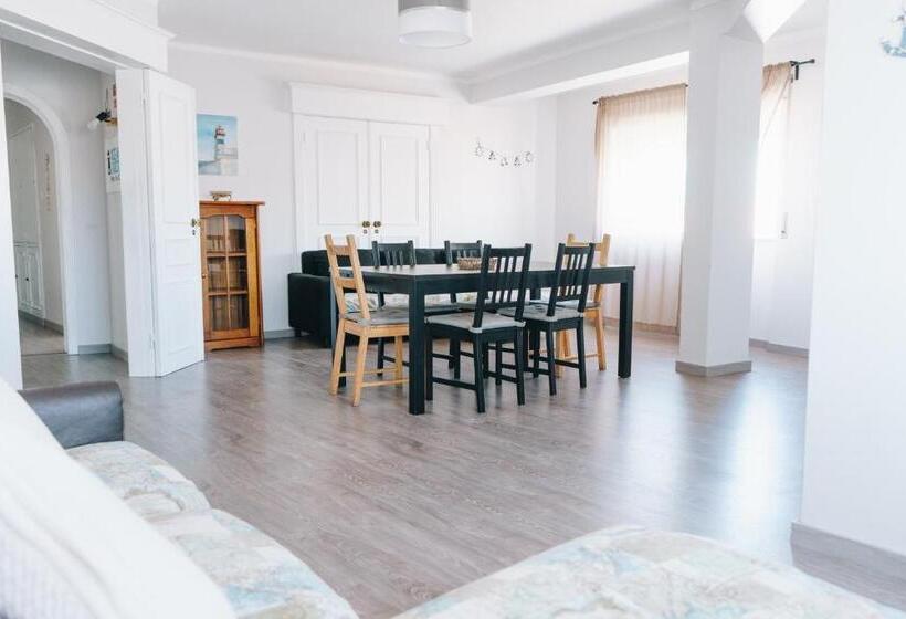 ペンション Ocean Guesthouse Peniche