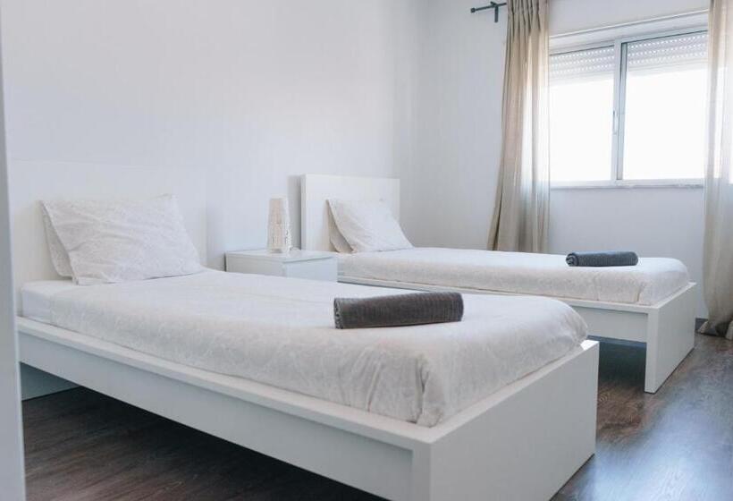 ペンション Ocean Guesthouse Peniche