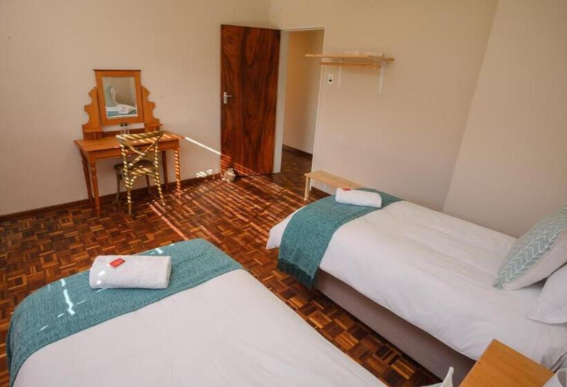 פנסיון Oorvloed Guesthouse