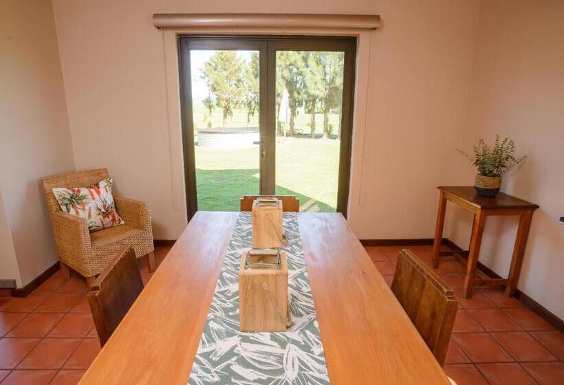 פנסיון Oorvloed Guesthouse