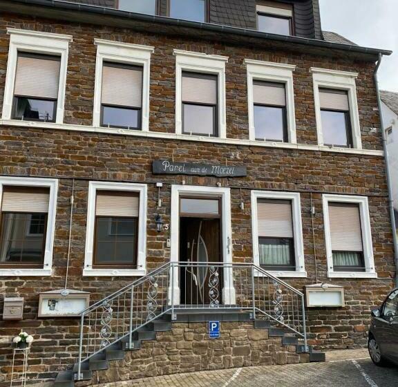 بنسيون Parel Aan De Moezel