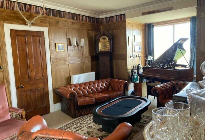 بنسيون Shorelands B&b