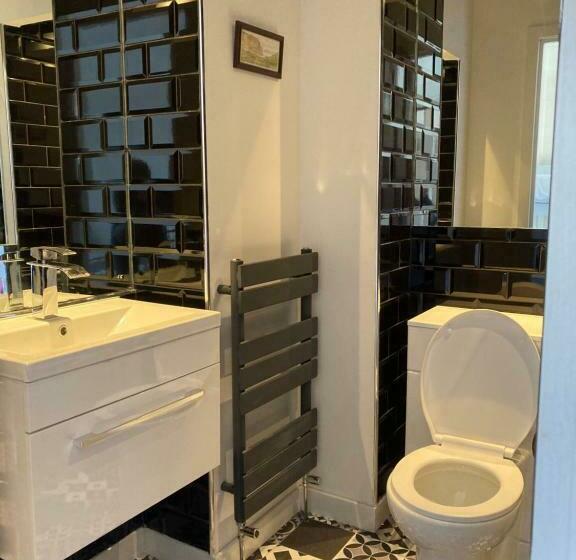 بنسيون Shorelands B&b