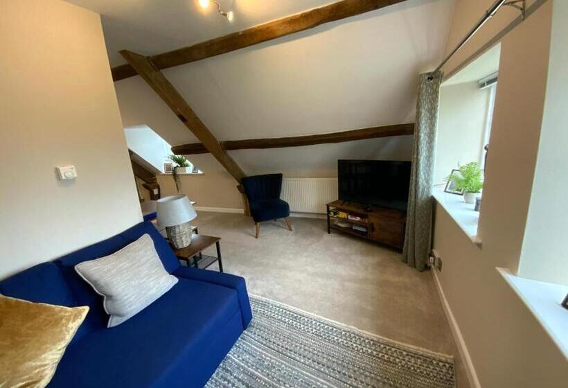 بنسيون Stable Lodge At Bledington Mill