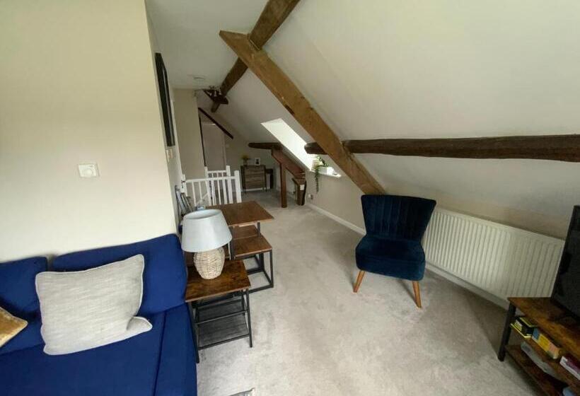 بنسيون Stable Lodge At Bledington Mill