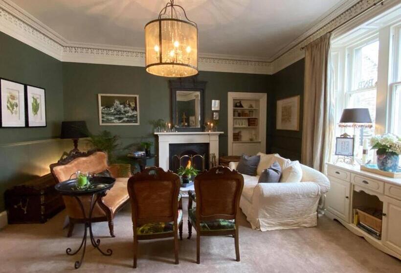 بنسيون Stay Bed And Breakfast