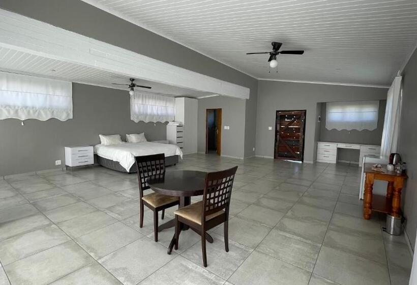 פנסיון The Vaal Guesthouse