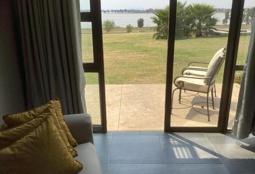 פנסיון The Vaal Guesthouse