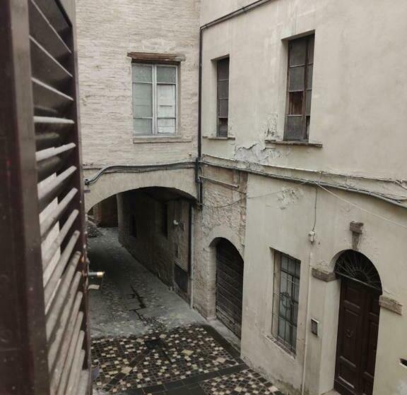 פנסיון Traivicolidifoligno