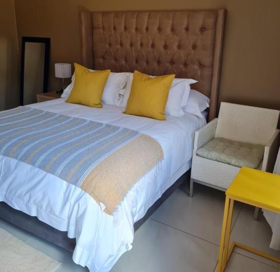 פנסיון Village Kulture   Guest House