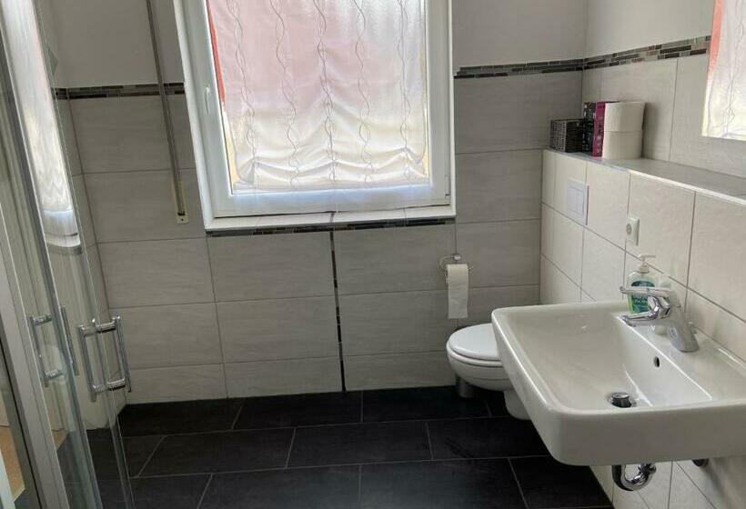 膳宿费 Weinquartier Kröv