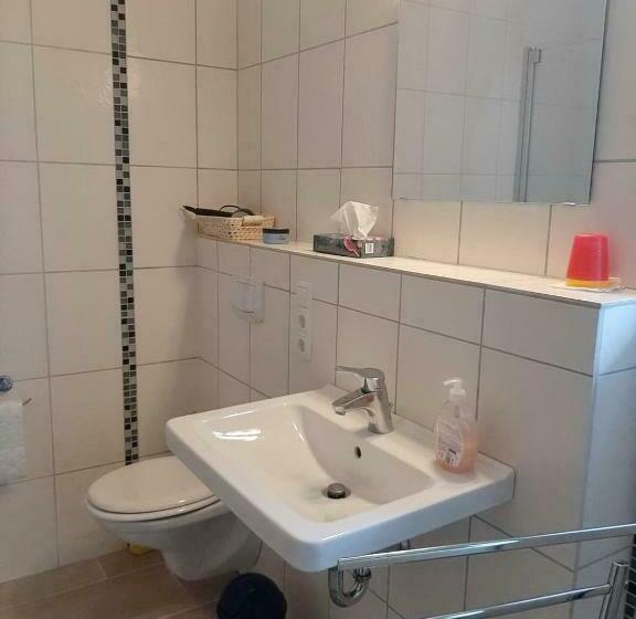 膳宿费 Weinquartier Kröv