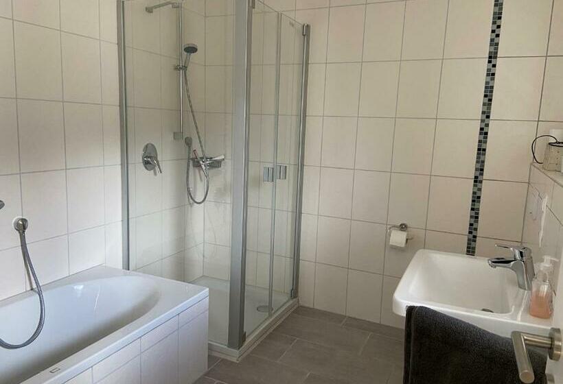 膳宿费 Weinquartier Kröv