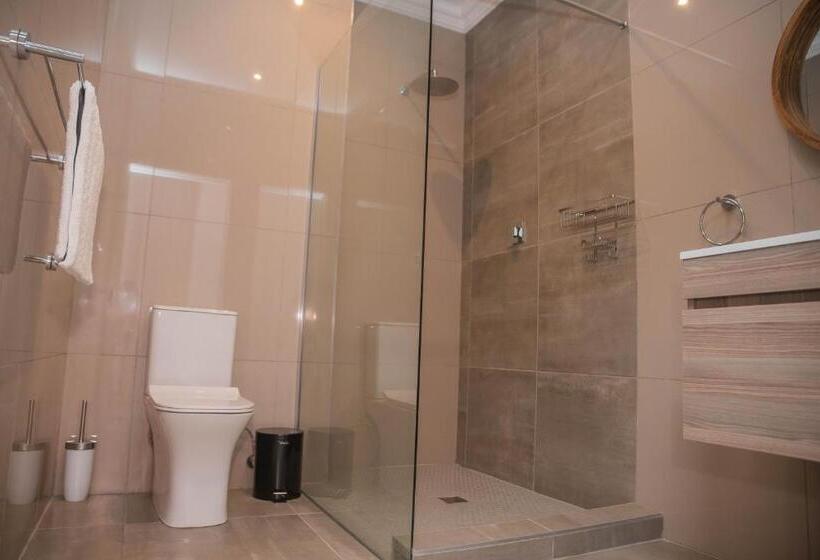 پانسیون White Sands Self Catering Units