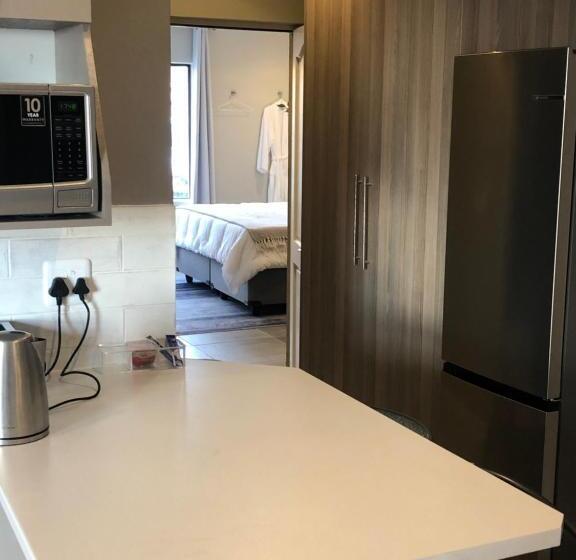 پانسیون White Sands Self Catering Units