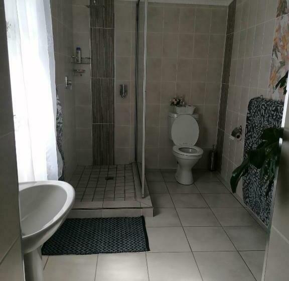 펜션 Why Not Guesthouse