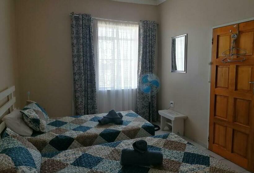 펜션 Why Not Guesthouse