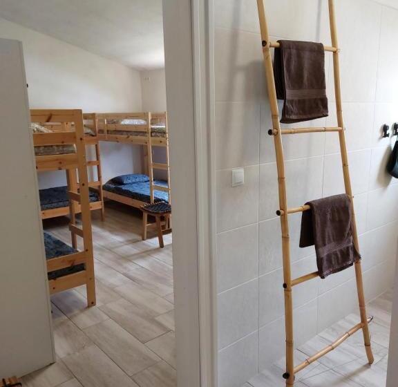 Zenia Hostel
