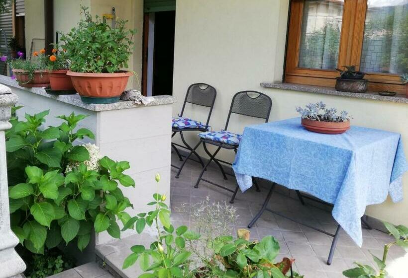 B&b Villa Rosella Appartamento Completo Di Camera Matrimoniale E 2 Letti Singoli